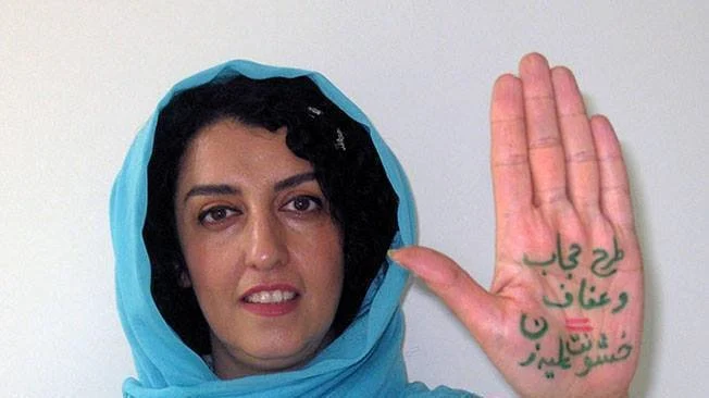 Il Nobel per la Pace all’iraniana Narges Mohammadi, prigioniera della dittatura