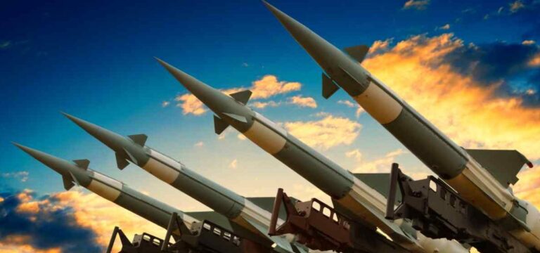 Guerre stellari / Il Nyt: “La Russia prepara bombe atomiche anti-satelliti”