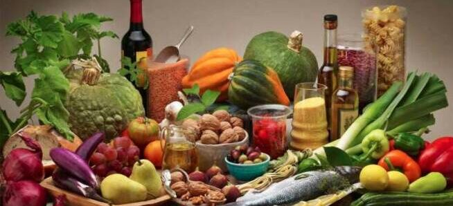INFLAZIONE / Il cibo in tavola costerà alle famiglie 466 euro in più all’anno