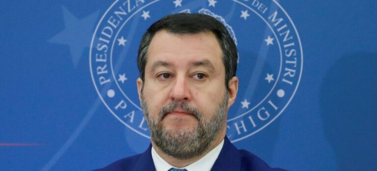 LA DESTRA SI SPACCA / Bocciato il terzo mandato, Salvini e Renzi isolati
