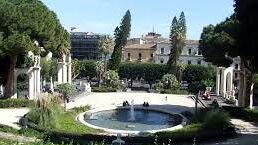 STUPRATA DAL BRANCO A 13 ANNI / La ragazzina fa arrestare due violentatori