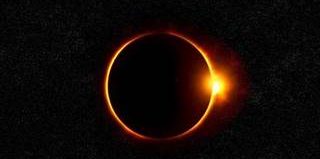 ASTROLOGA / Stermina la famiglia durante l’eclissi: “E’ l’apocalisse”