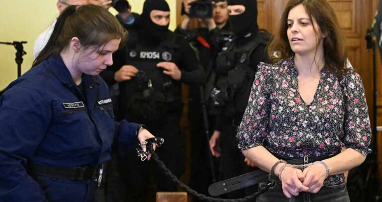 EUROPEE / Ilaria Salis candidata con Alleanza Verdi-Sinistra