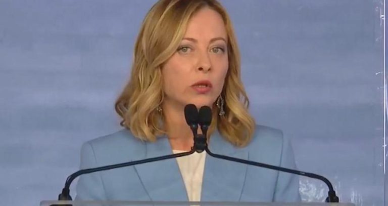 EUROPEE / Giorgia Meloni si candida / E su Italia-Albania attacca Report