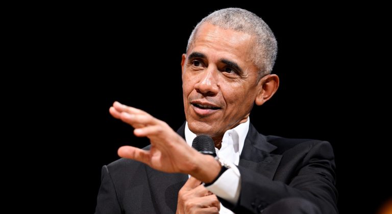 ELEZIONI USA / Obama contro Trump: “Ha mai cambiato un pannolino?”