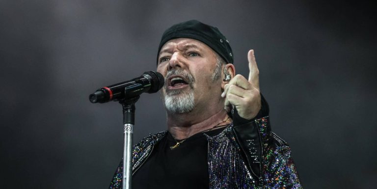C’E’ CHI DICE NO / Lettera da Ferrara a Vasco Rossi – Sottoscrivi l’appello