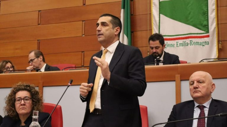 EMILIA / Irpef, Irap, ticket e bollo auto: aumenti per salvare la sanità pubblica