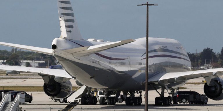 LA CNN sbugiarda Trump: “Ha chiesto lui al Qatar il Boeing da 400 milioni”