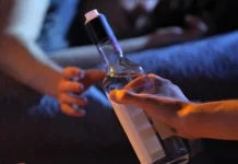 ALCOL / Aumentano abusi e ricoveri di giovanissimi