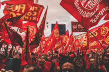 METALMECCANICI / Firmato il contratto per un milione e mezzo di lavoratori. Aumento mensile: 205 euro