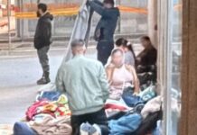 FORTE CON I DEBOLI / Il sindaco Fabbri caccia e sanziona 8 senzatetto: “Ferrara non è una città per nomadi”