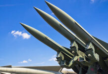 L’AFFARE DELLE ARMI / La guerra: il gran bazar di missili, bombe e droni