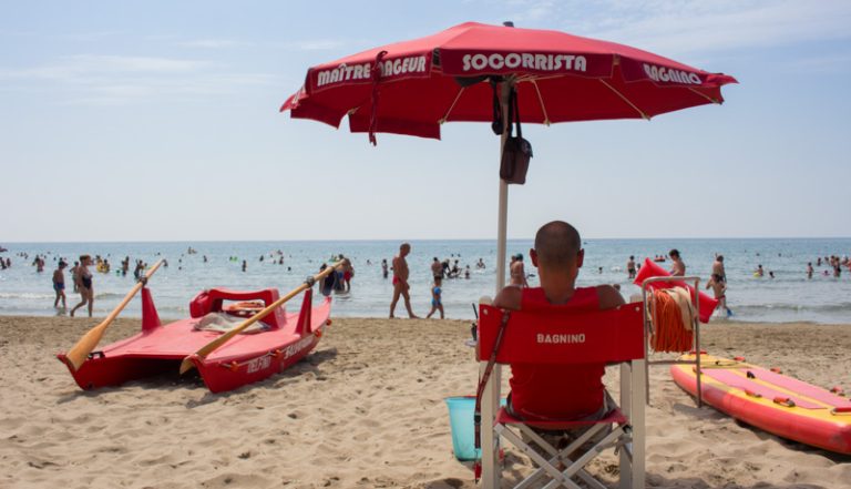 EMILIA / Varato il programma della stagione balneare in Riviera: al via il 16 maggio