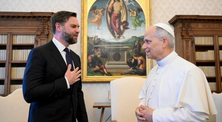 IL PAPA avrebbe annullato il viaggio negli Usa per le intimidazioni del Pentagono