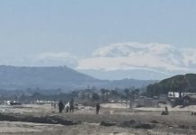 LE MIE MONTAGNE che osservano le onde del mio mare