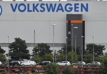 LA VOLKSWAGEN licenzierà 120mila dipendenti e chiuderà 4 stabilimenti